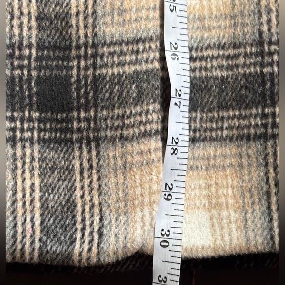 Black and Cream Plaid Blazer - Picture 10 of 10